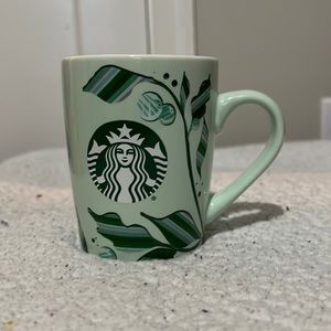 NWOT Starbucks Light Green Leaves Coffee Mug 10FL Oz
